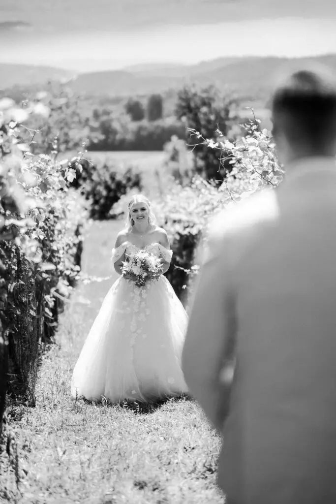 Wedding-Hochzeitsbilder-in-den-Weinbergen-am-Maltschachersee-im-Tripplgut